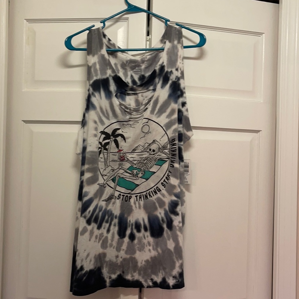 NWT Torrid Lovesick tank. Size 2